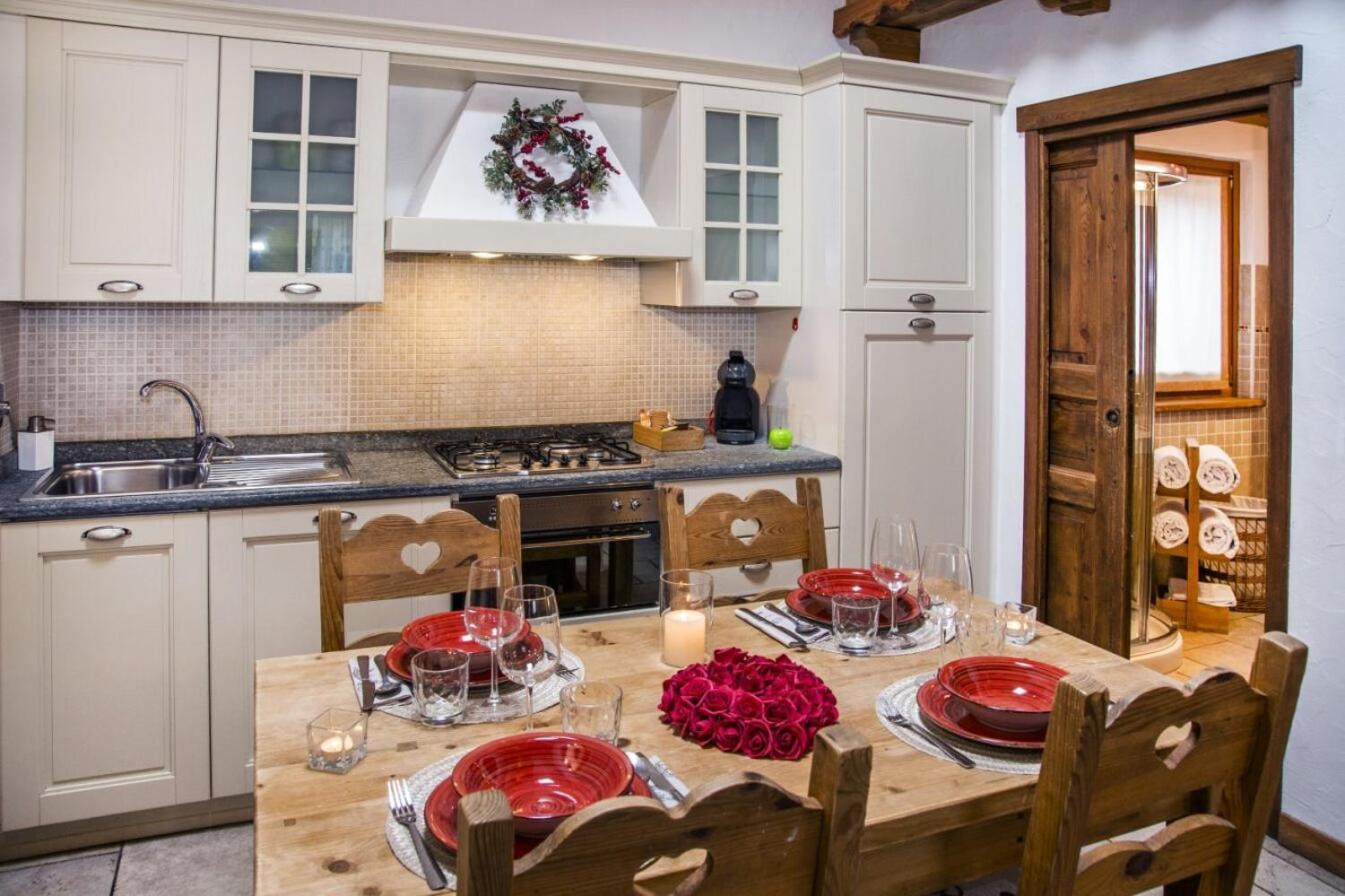 Bijoux Des Alpes - Mont Blanc Village La Salle Phòng bức ảnh