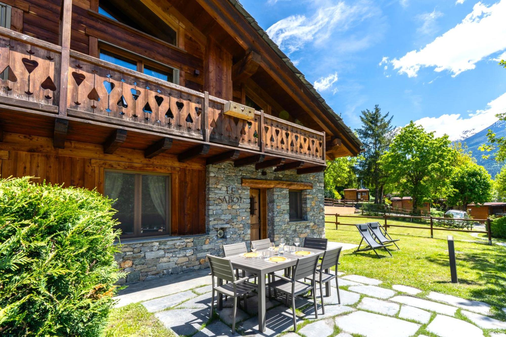 Bijoux Des Alpes - Mont Blanc Village La Salle Ngoại thất bức ảnh