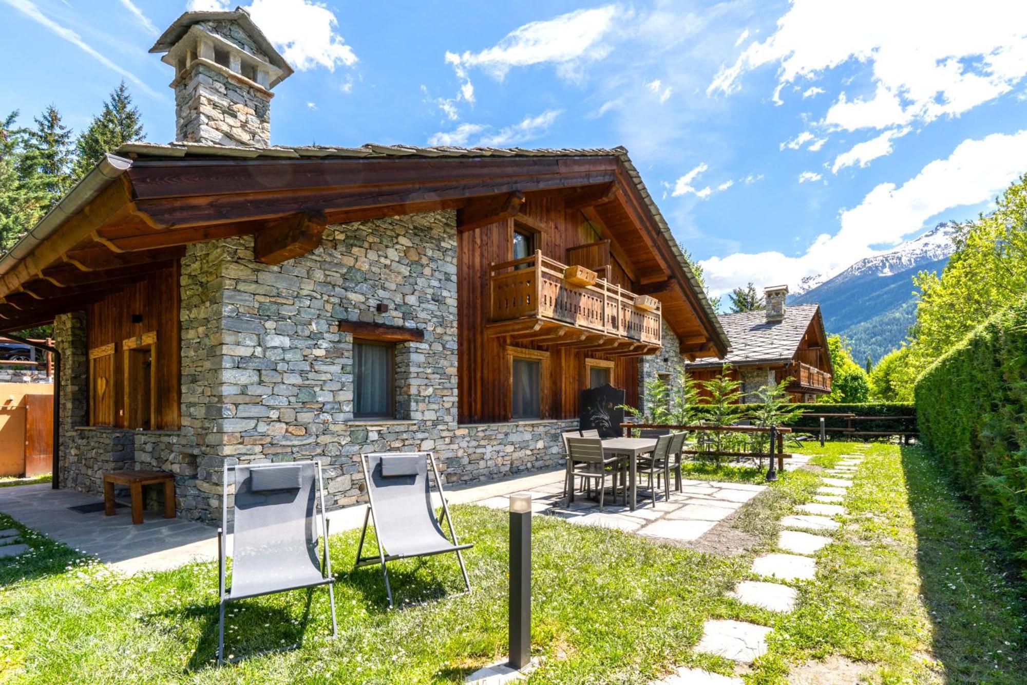 Bijoux Des Alpes - Mont Blanc Village La Salle Ngoại thất bức ảnh